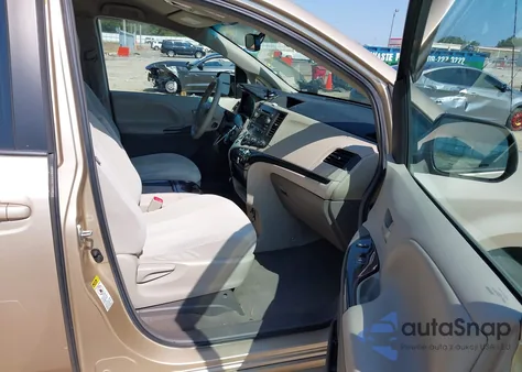 2011 Toyota Sienna Le V6 из США, поврежденный, VIN 5TDKK3DC4BS148984